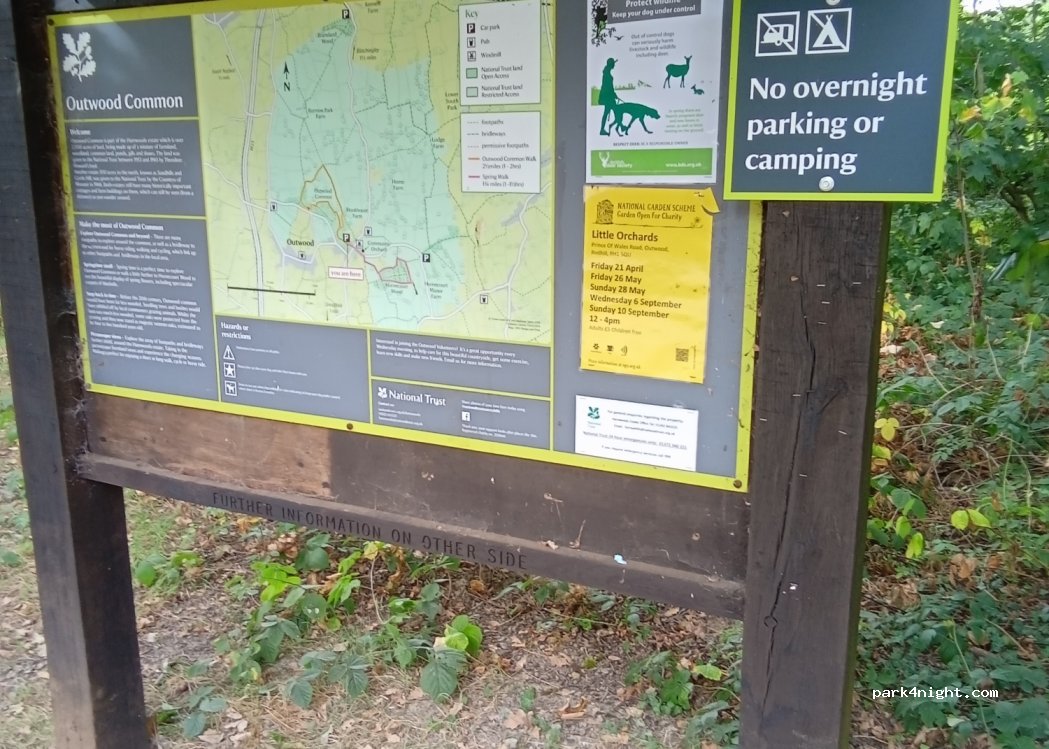 (RH1 5PW) Redhill - Scott's Hill — foto