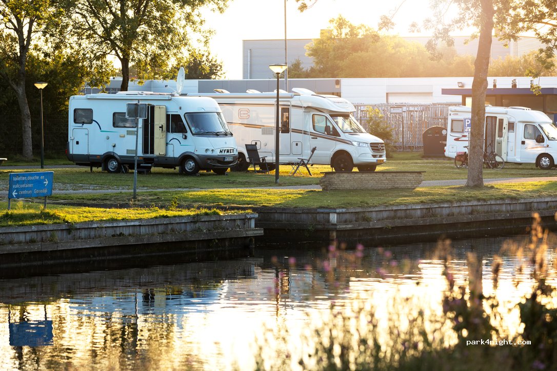 Camperplaats Passantenhaven De Kalkovens — foto