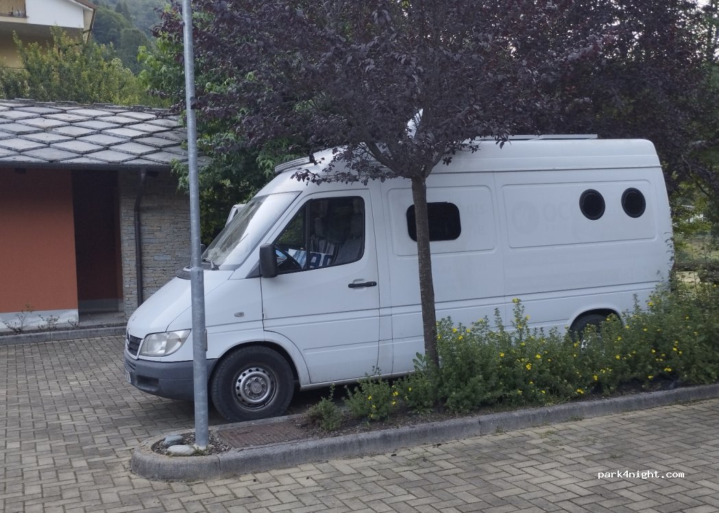 Area Sosta Camper Frassino — foto 3