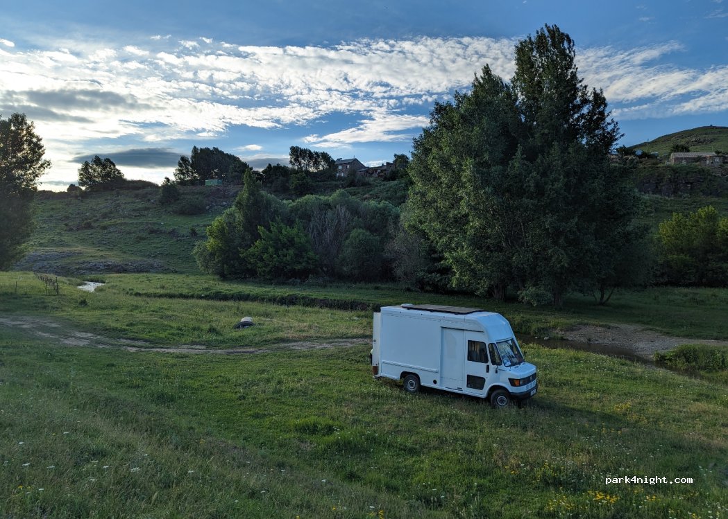 () NJradzor - — foto