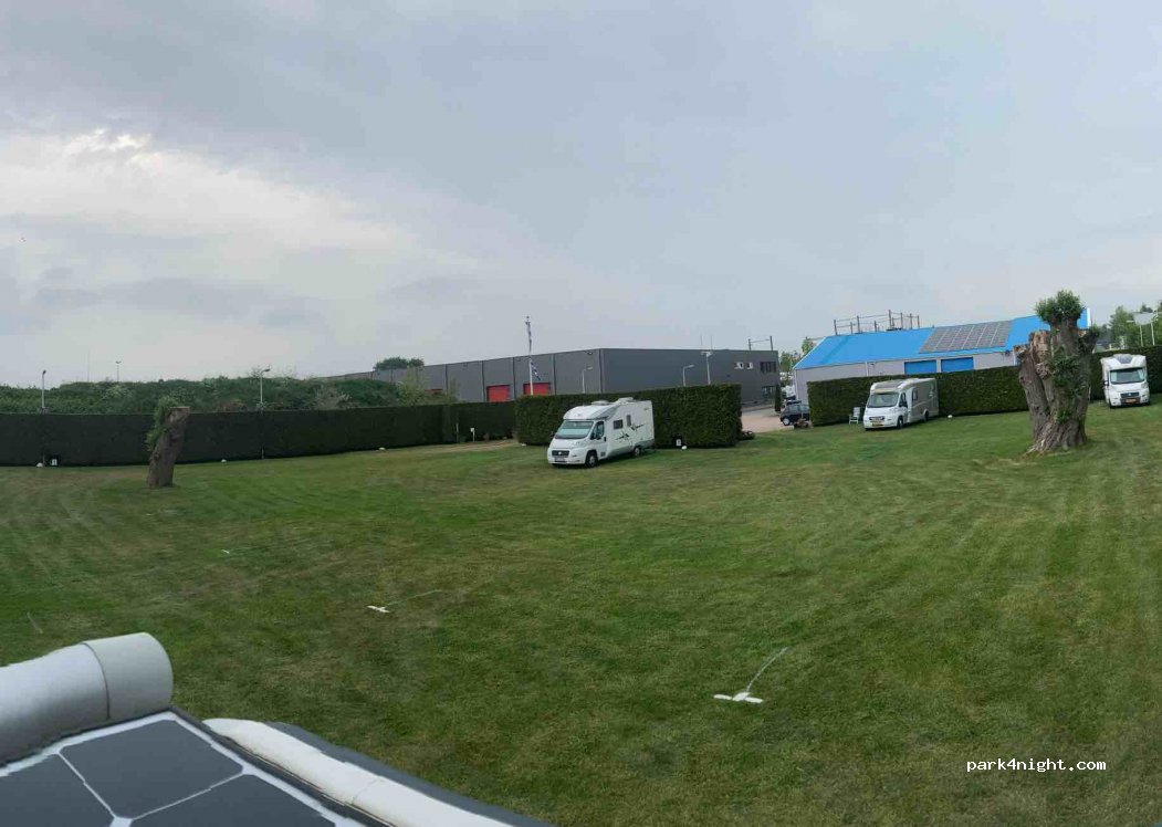 (9251 GA) Burgum - 22l1 Meester W.M. Oppedijk van Veenweg — foto 2