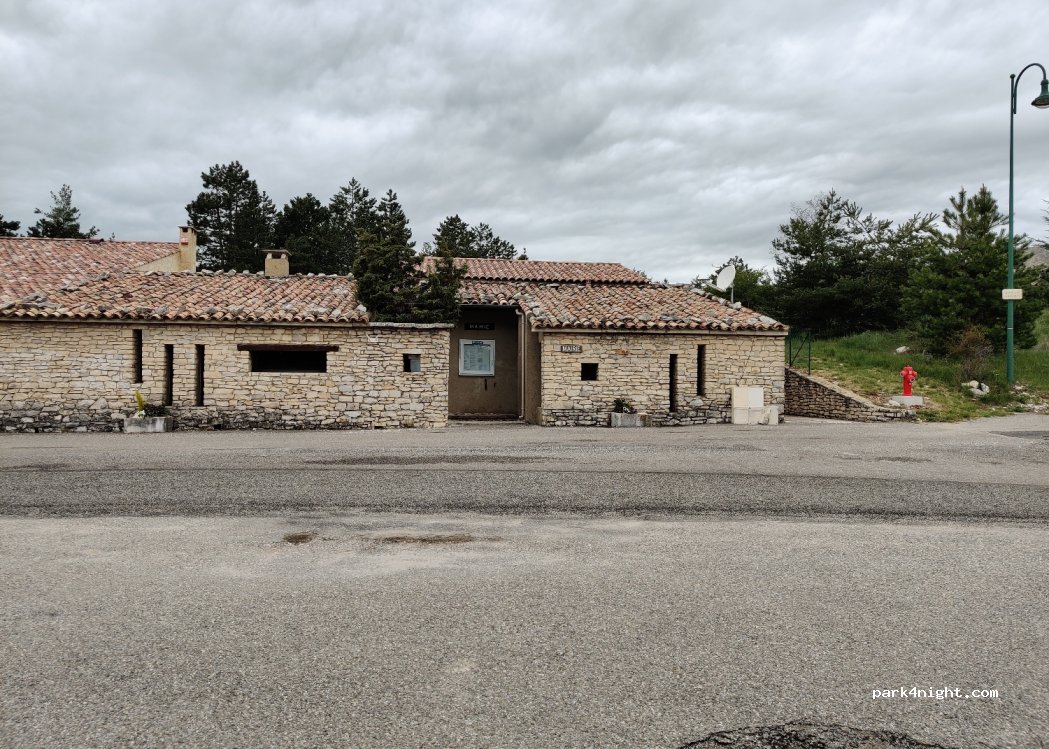 (04150) Redortiers - Le Contadour — foto 3