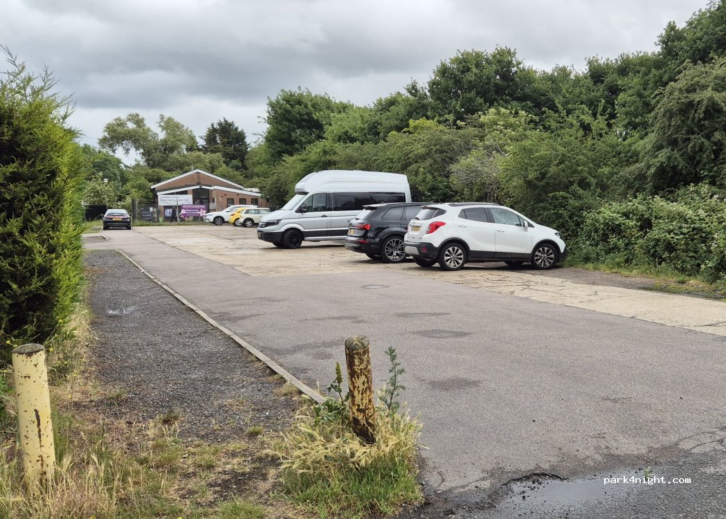(SE9 2EX) London - Avery Hill Rd — foto 2