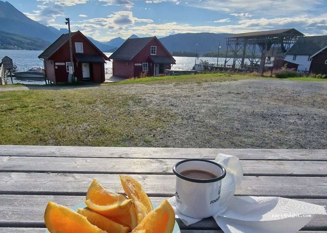 Foldvik Bryggeferie AS — foto