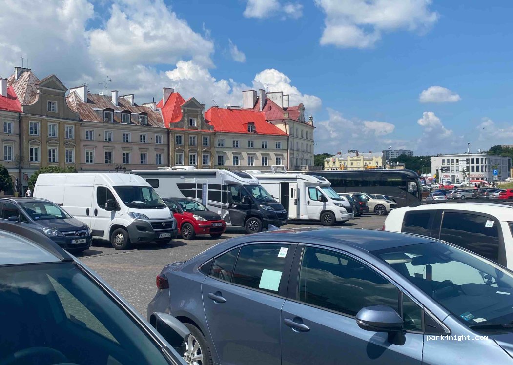 (20-400) Lublin - 2A plac Zamkowy — foto 3