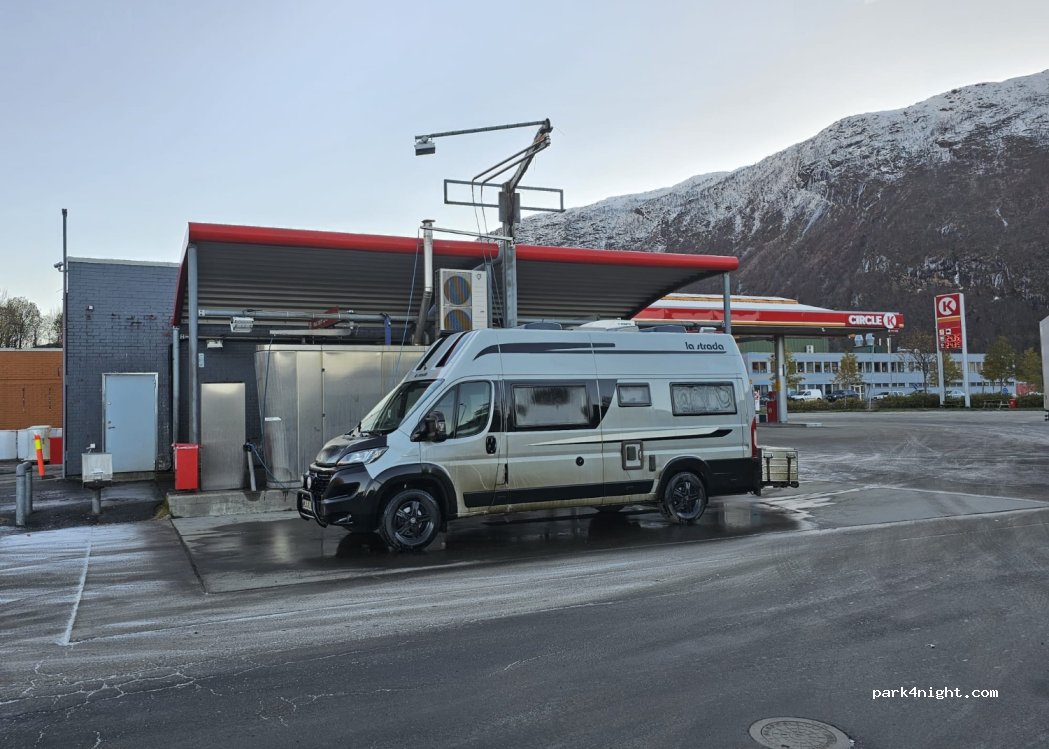 (8514) Narvik - 142 Fagernesveien — foto