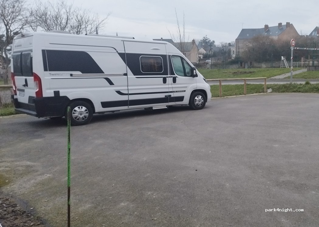 (49520) Combrée - D203 — foto 4