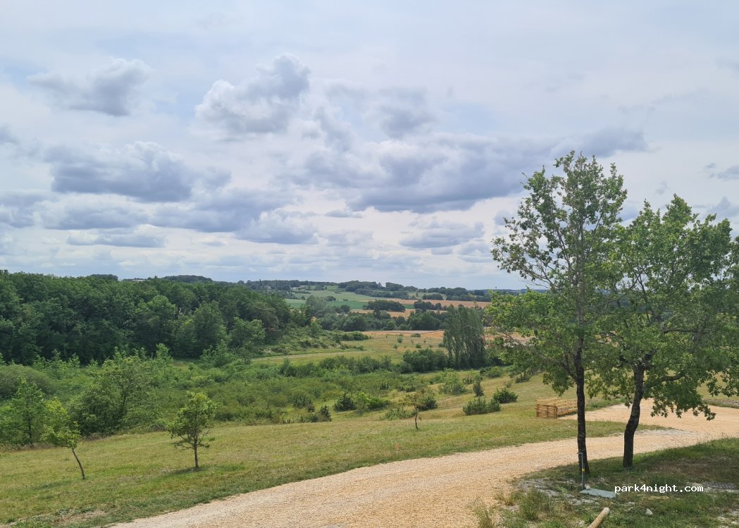 (24500) Sadillac - Unnamed Road — foto