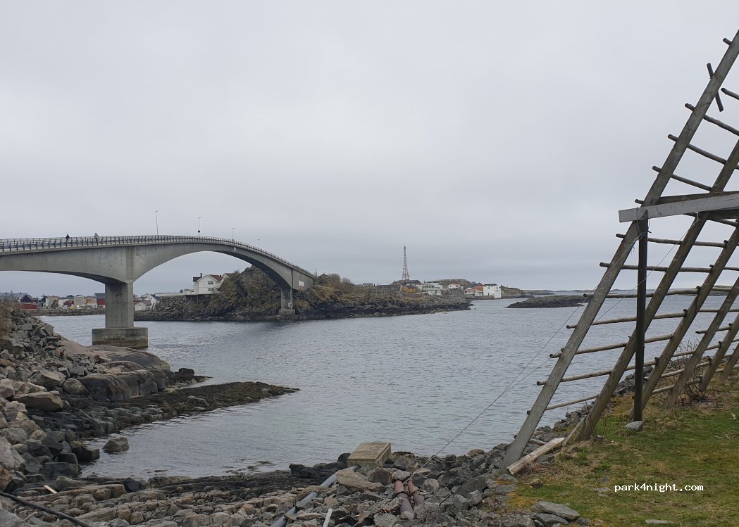 (8312) Henningsvær - 2 Sauøya — foto 4