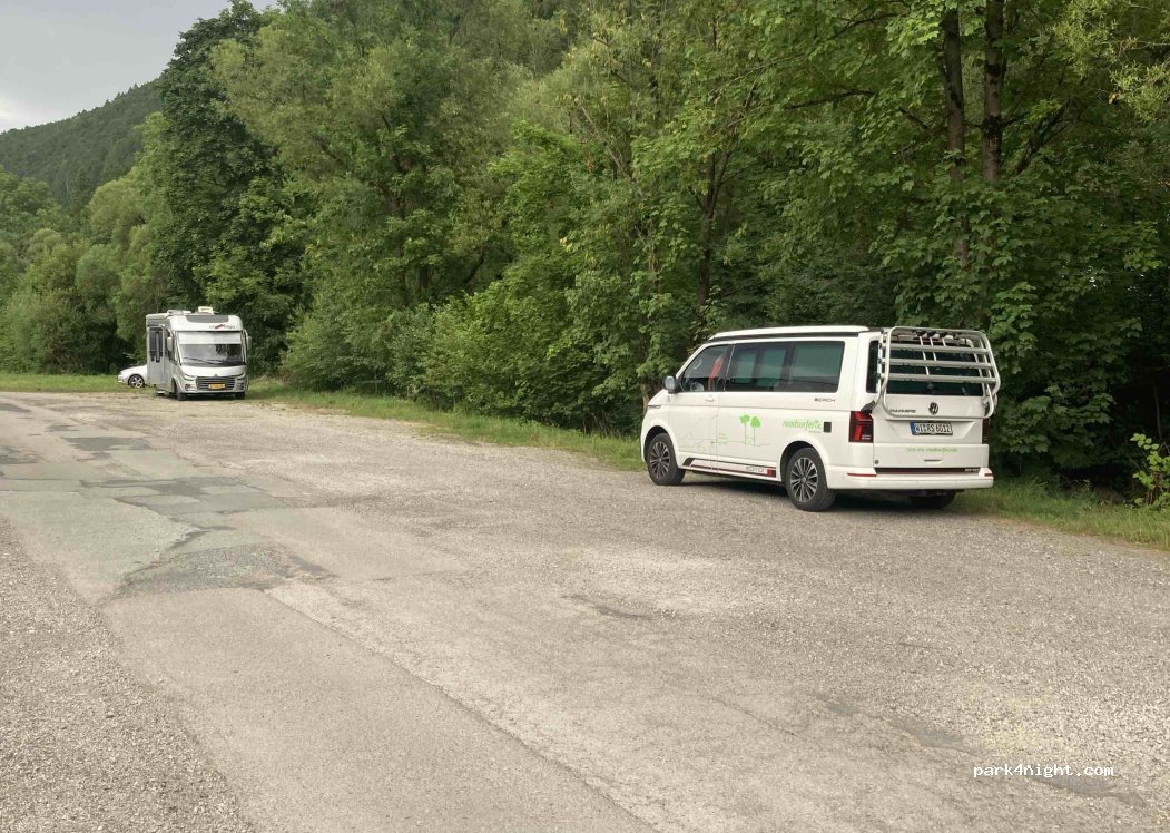 (034 03) Ružomberok - 74 Družstevná — foto 2