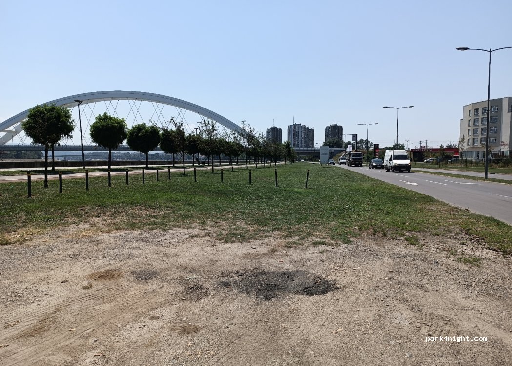 (21000) Novi Sad - 2 Bajči Žilinskog — foto