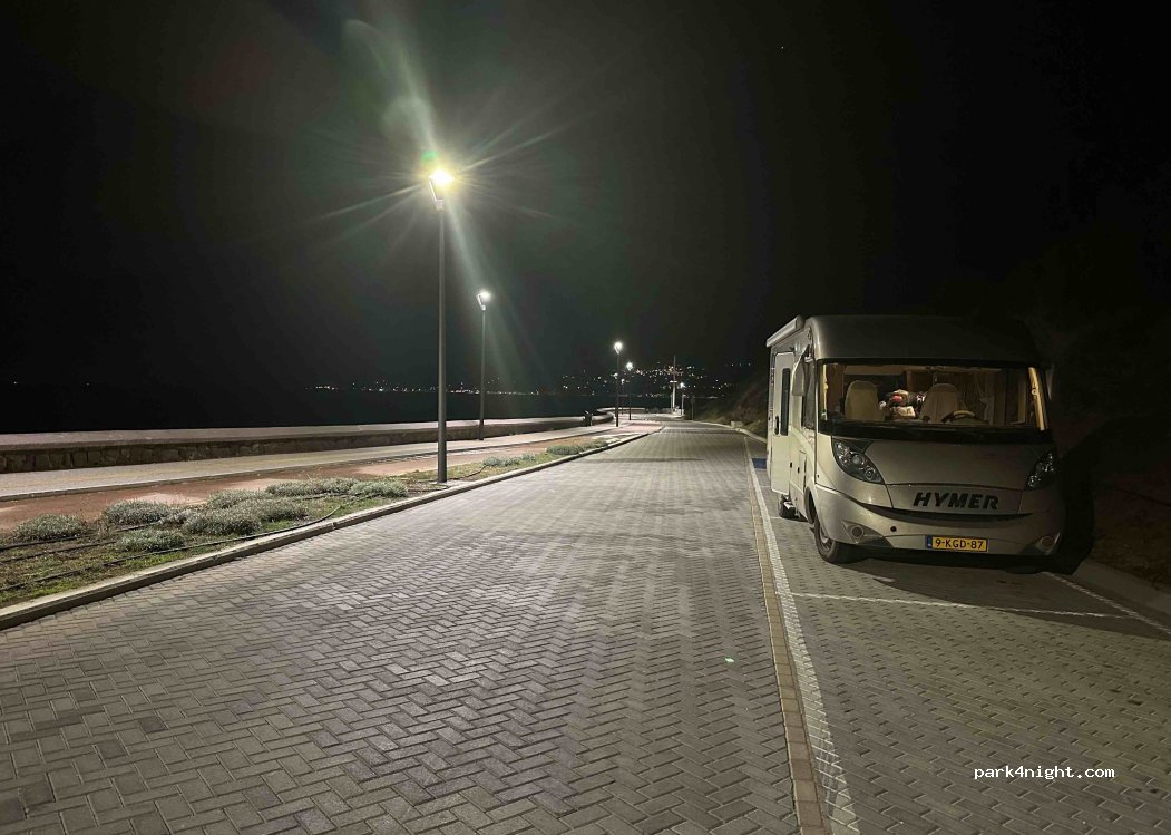 (811 00) Lesvos - Leoforos Ethnikis Antistasis — foto