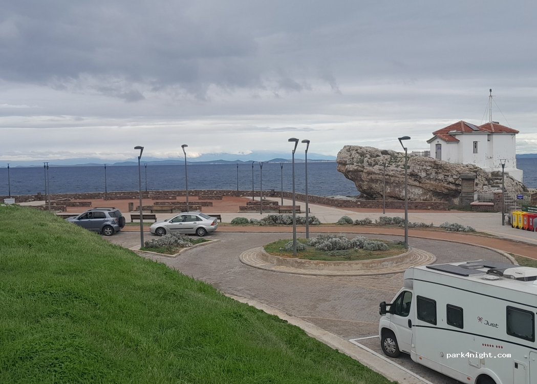 (811 00) Lesvos - Leoforos Ethnikis Antistasis — foto 3