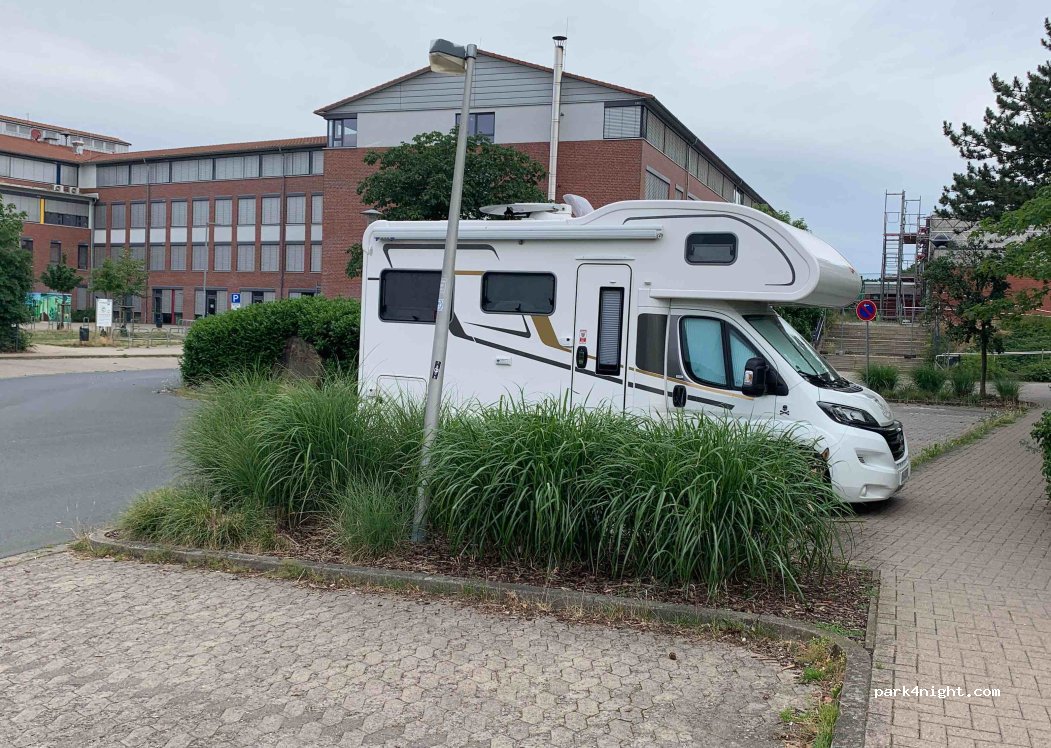 (30900) Wedemark - 3 Am Roye-Platz — foto 3