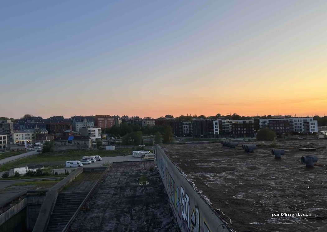 (10415) Tallinn - 10 Kalasadama — foto 5