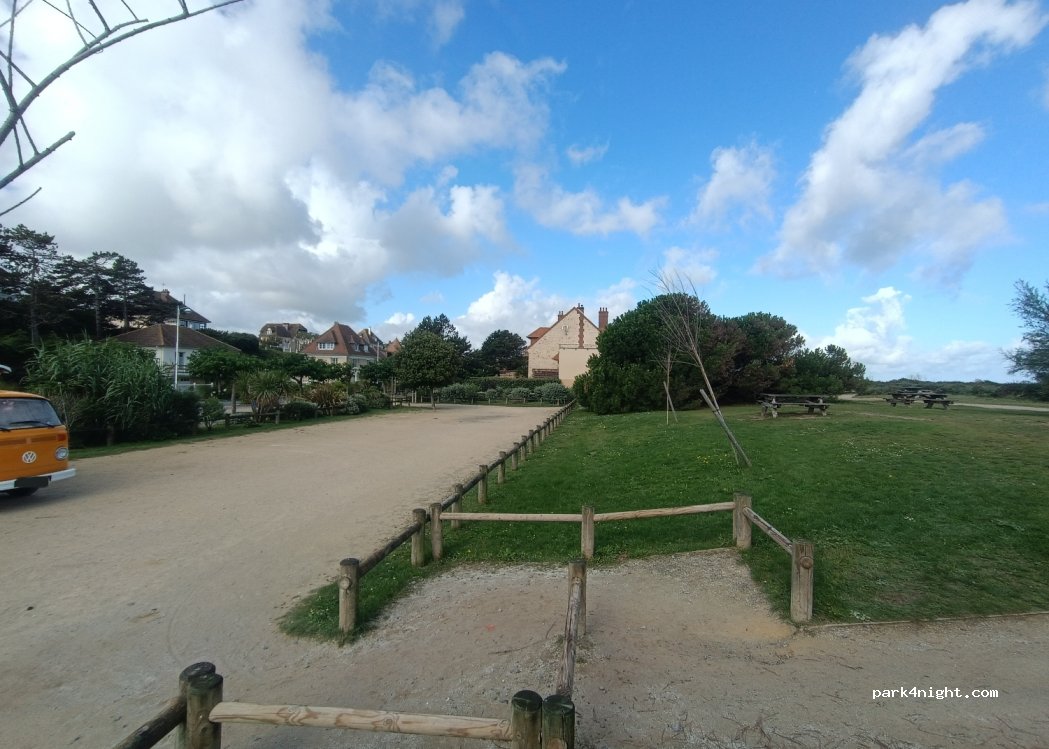 (14810) Merville-Franceville-Plage - 22 Boulevard Wattier — foto 2