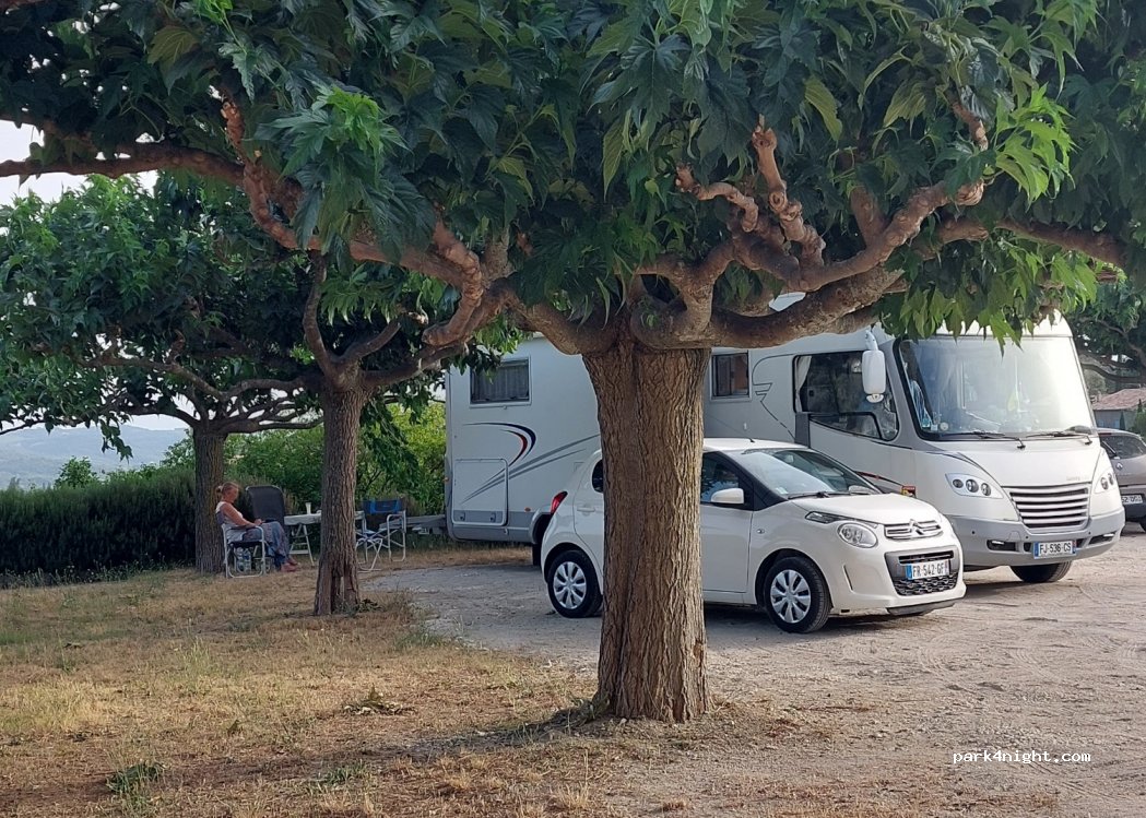 (26770) Rousset-les-Vignes - 21 Charbonelon — foto 4