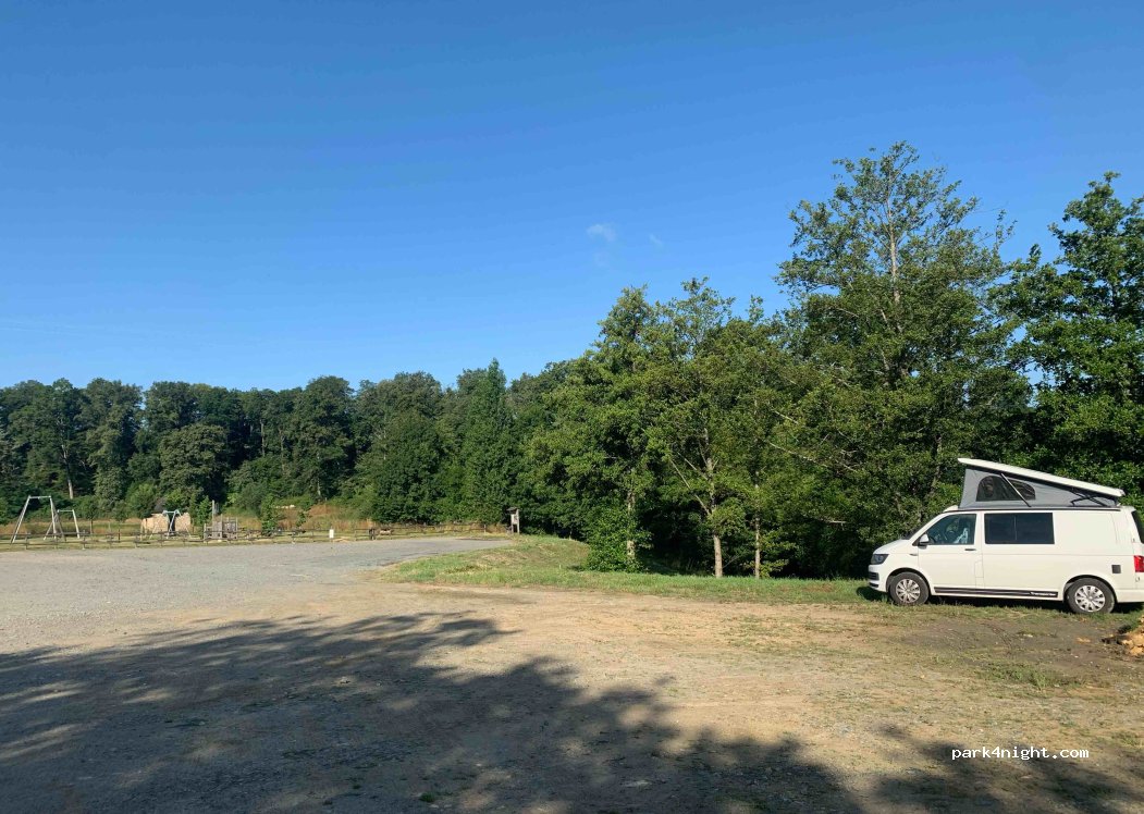 (79300) Bressuire - 37 Boulevard de la Rivière — foto 2