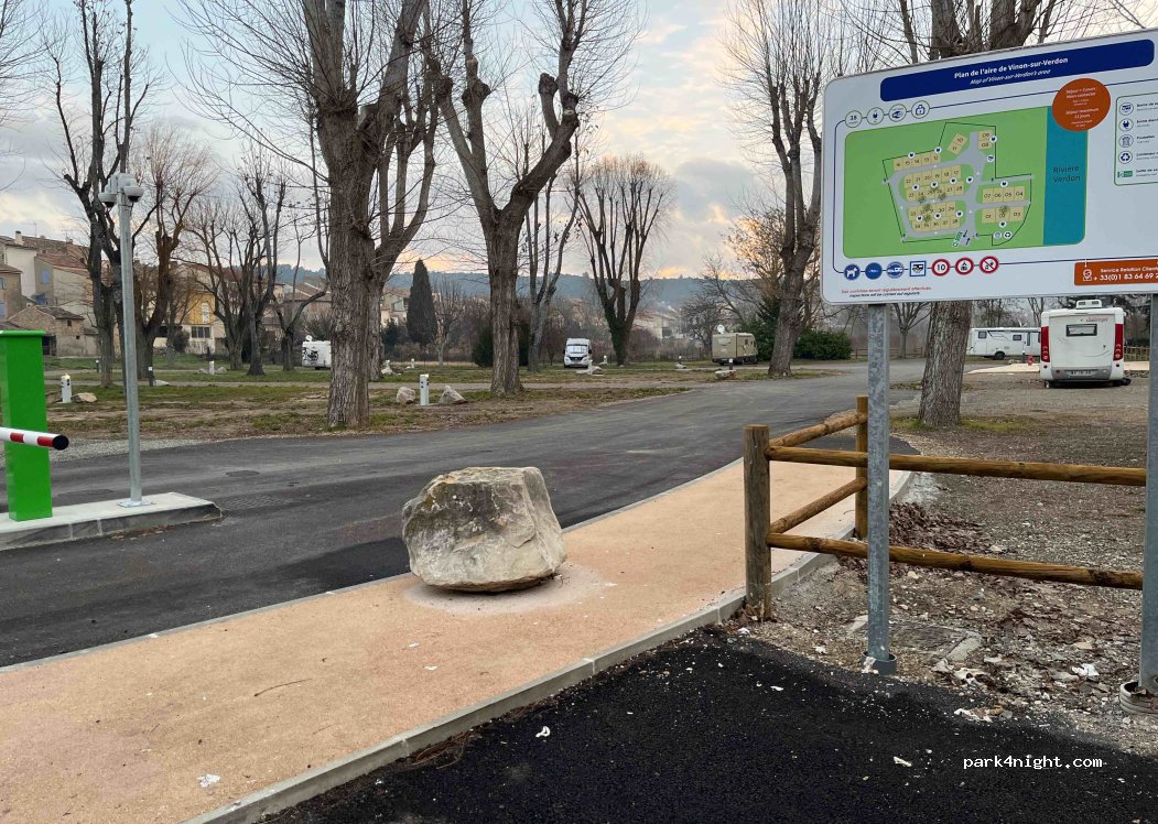Aire  e Vinon-sur-Verdon — foto 4