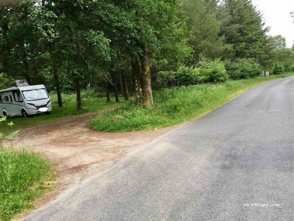 (16420) Montrollet - D62 — foto