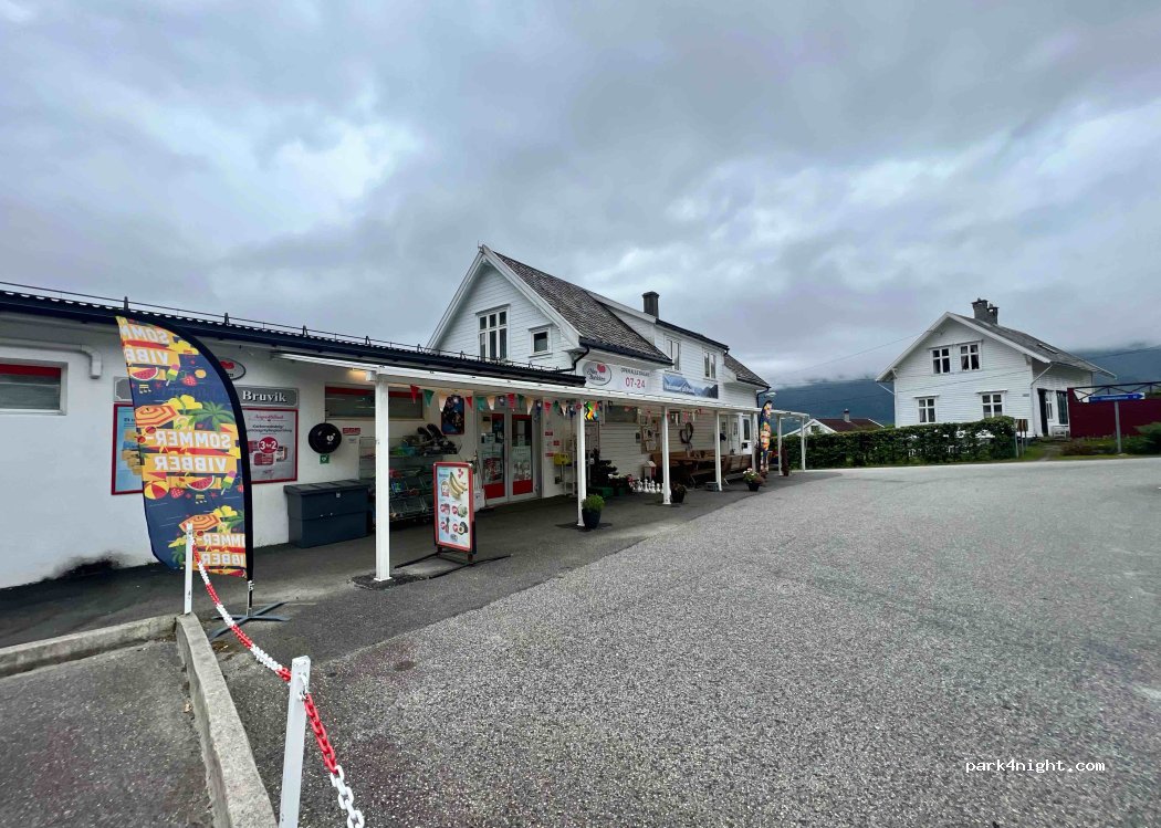 (5285) Bruvik - 1125 Sekundær Fylkesveg 360 — foto