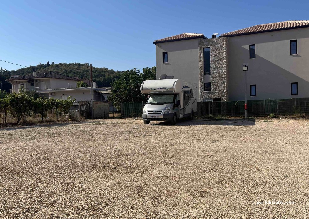 (461 00) Sivota - Unnamed Road — foto