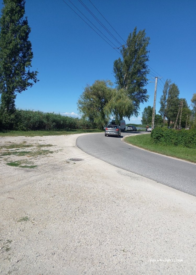(8636) Balatonszemes - 230 Semmelweis utca — foto