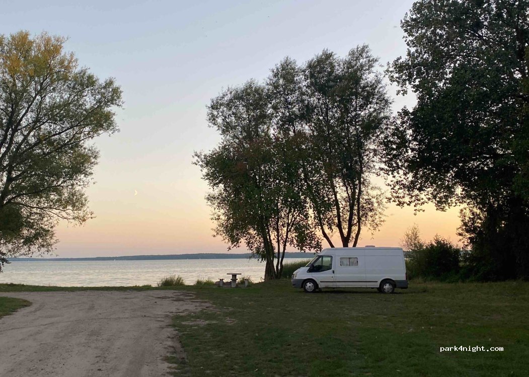 (11-500) Giżycko - 10 Jeziorna — foto