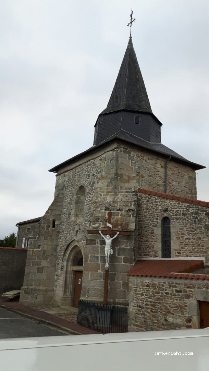 (87300) Peyrat-de-Bellac - 4 Rue de l'Église — foto 2