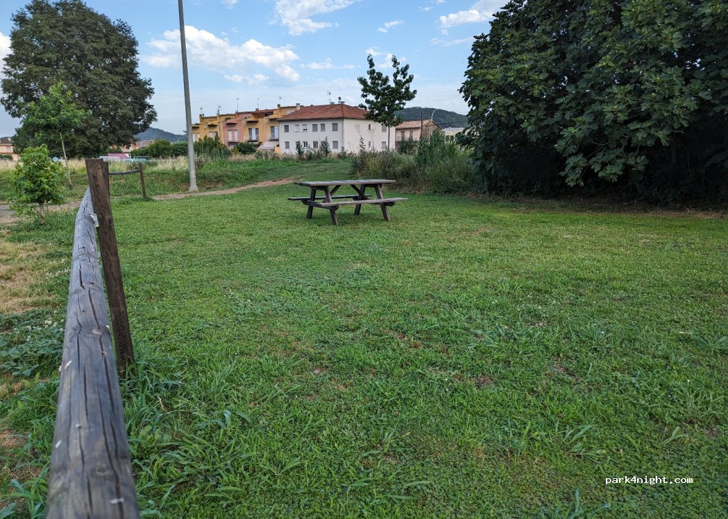 (17811) Santa Pau - Plaça de les Fonts, 4 — foto 3