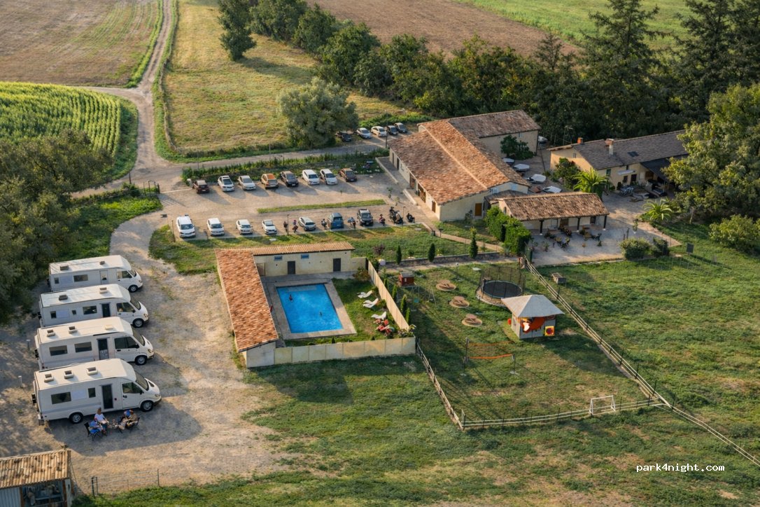 Camping Car Park Moulin de la Brevette — foto 2