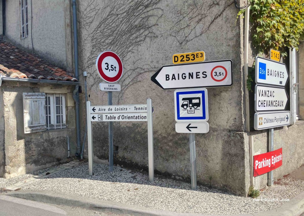 (17500) Léoville - Le Bourg — foto 2