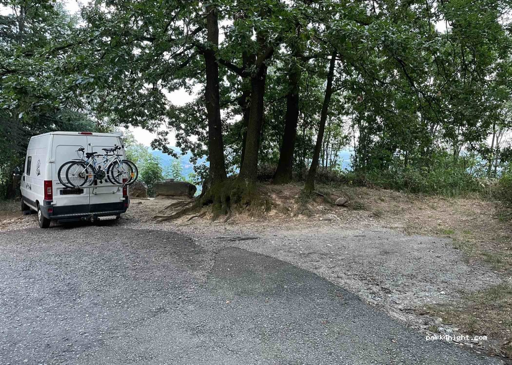 (21038) Sangiano - Via Monte Nero — foto