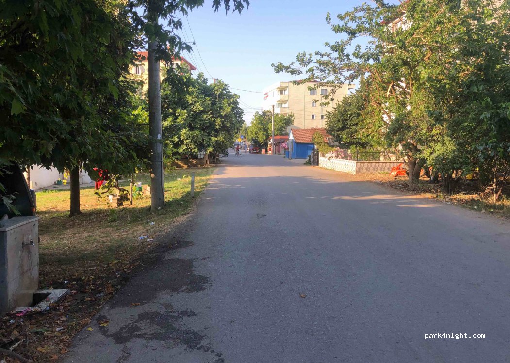 (77302) Çınarcık - 145 Yalı Caddesi — foto