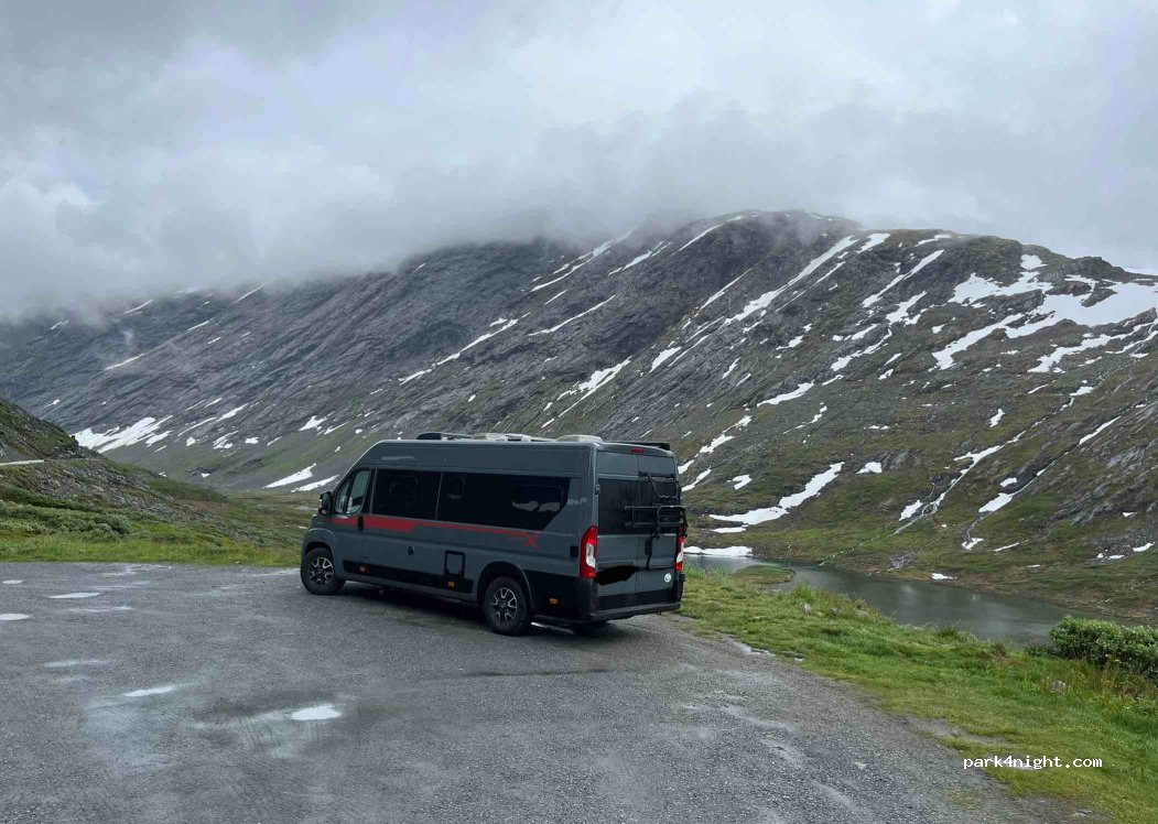 (6216) Djupevatn - — foto