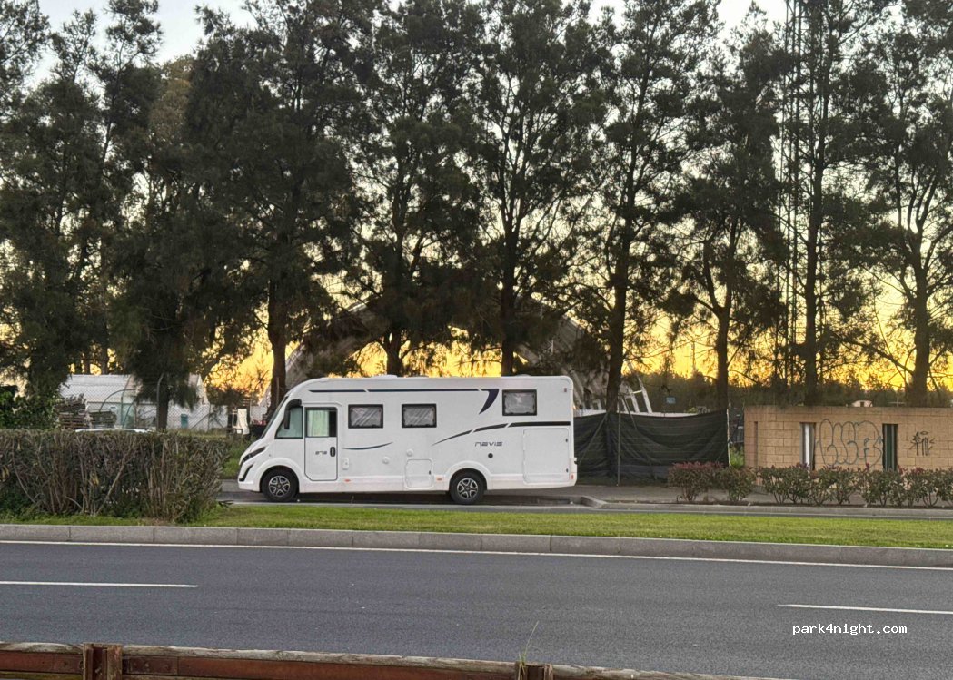 (21001) Huelva - 1 Avenida Francisco Montenegro — foto 5