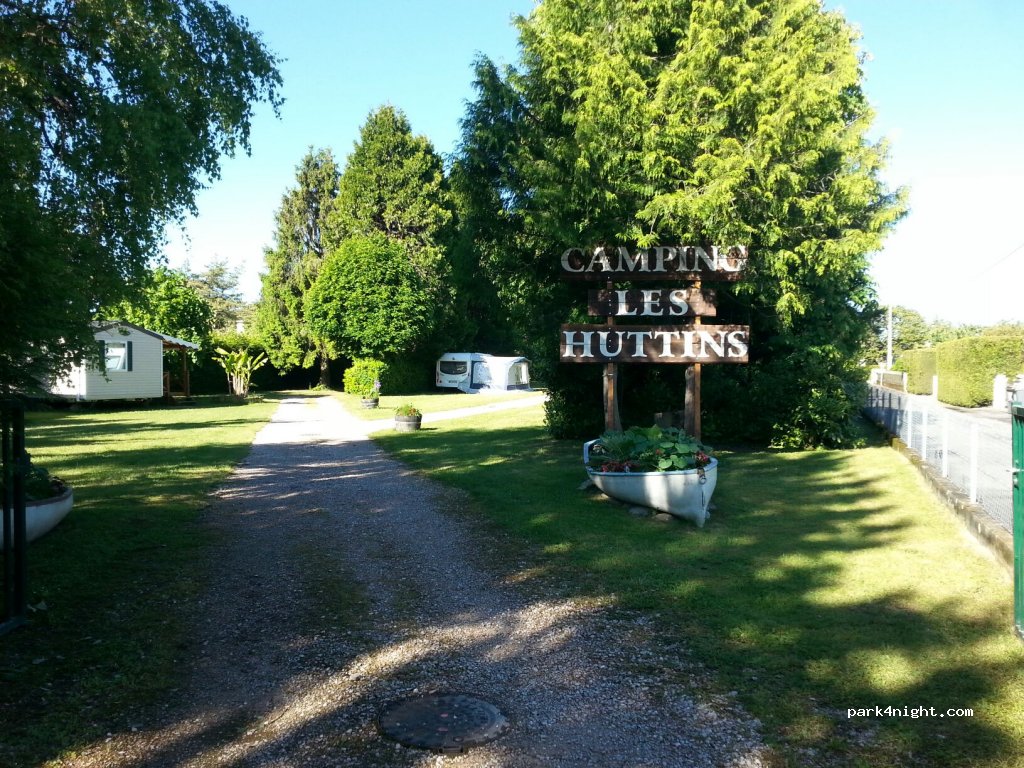Camping Les Huttins — foto