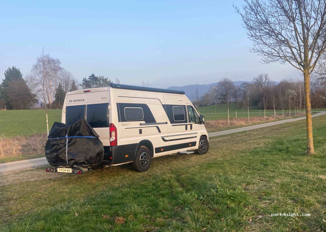 (73235) Weilheim an der Teck - 21 Hohenstaufenstraße — foto 3
