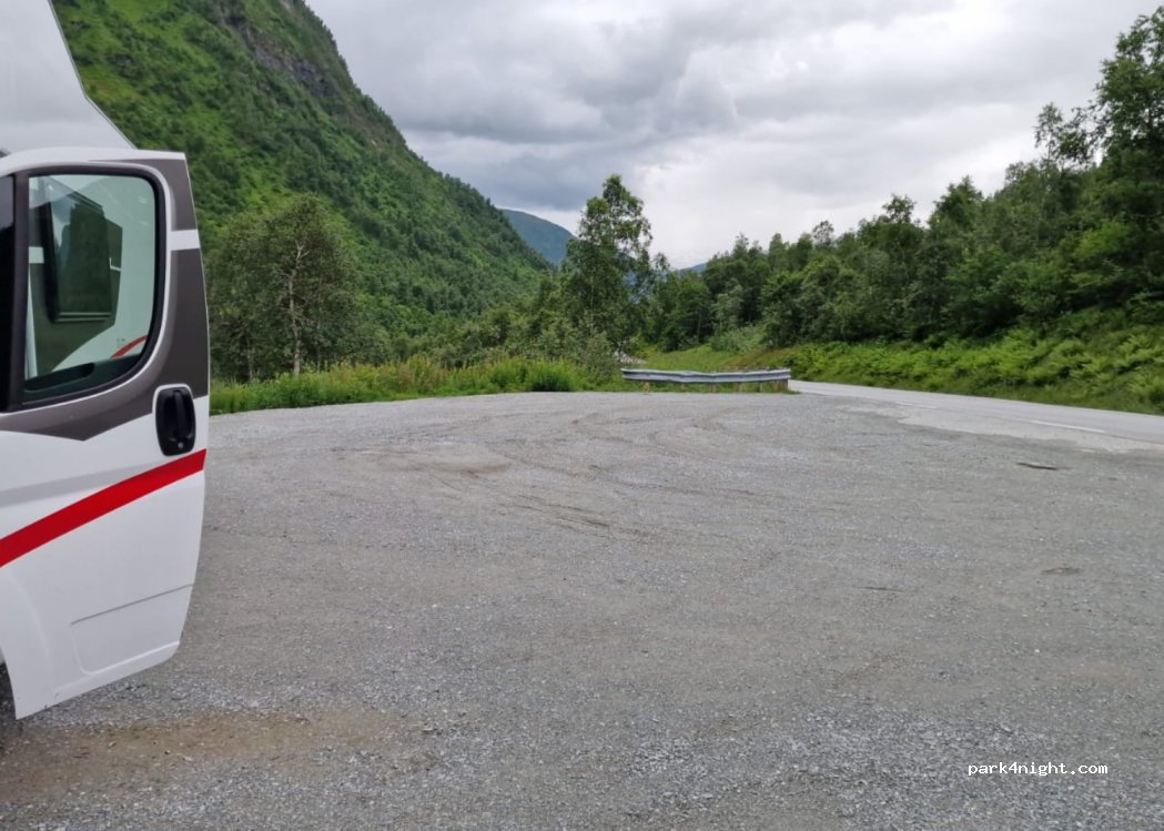 () Myrkdalen - 996 Rv13 — foto 2