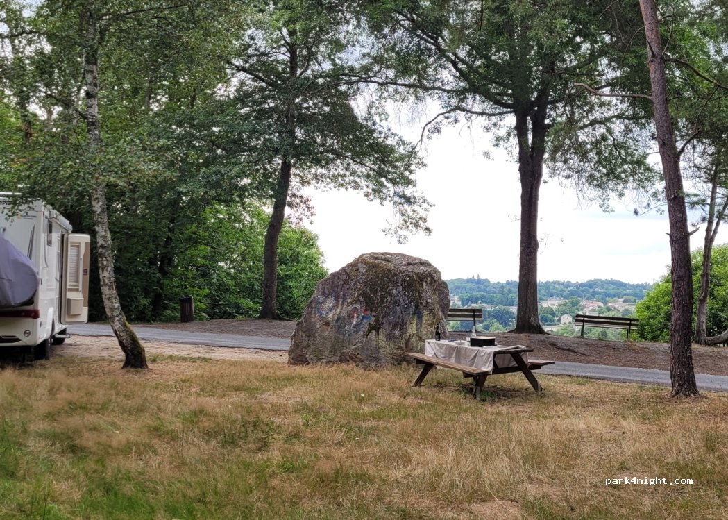 (87290) Châteauponsac - Peu Saint-Martial — foto 3