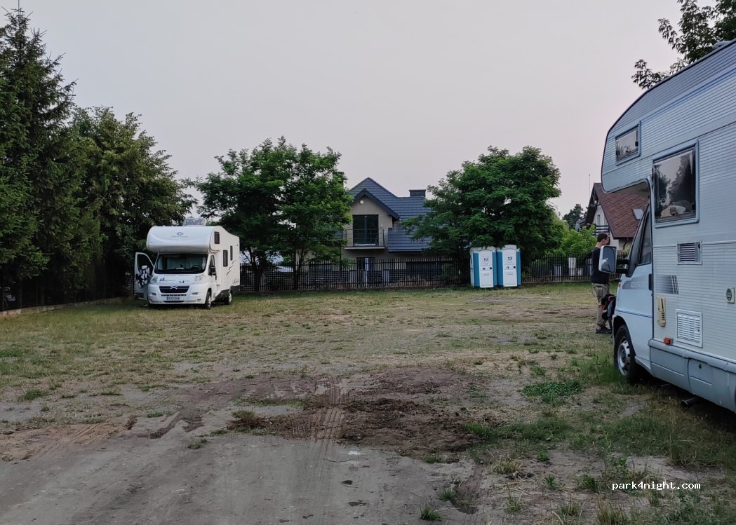 (05-126) Nieporęt - 41 Zegrzyńska — foto