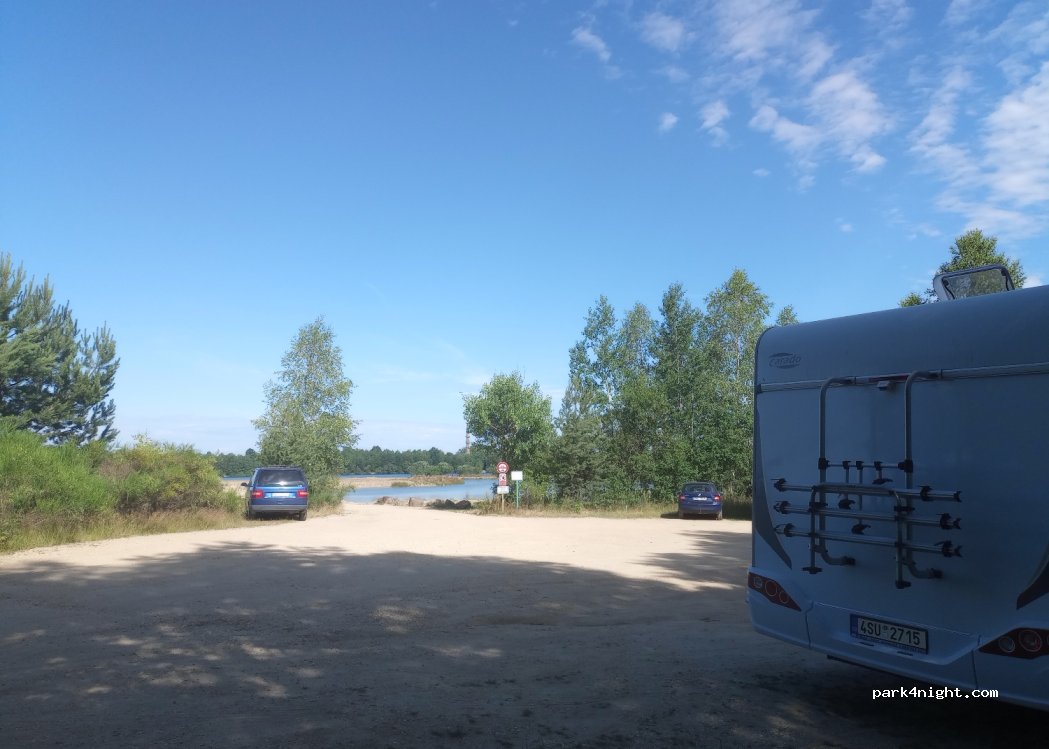 (378 06) Suchdol nad Lužnicí - — foto