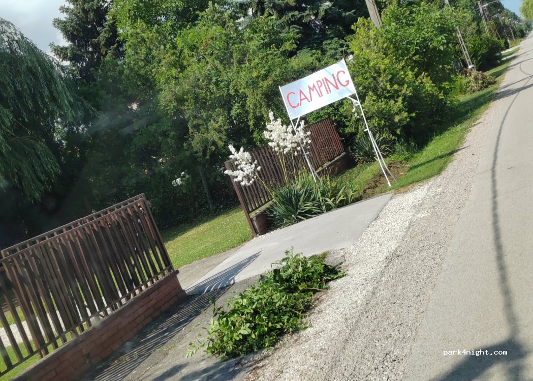 Morvay Nyaralóház és Camping — foto