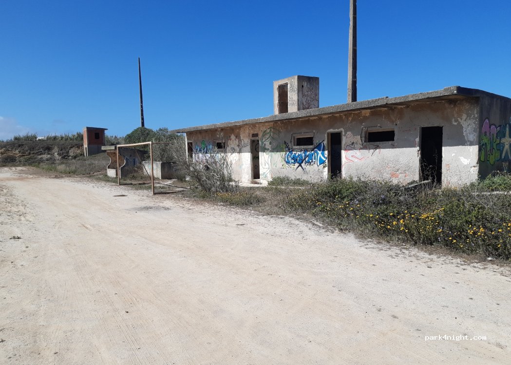 (2560) São Pedro da Cadeira - 12 Rua Campo da Bola — foto 2