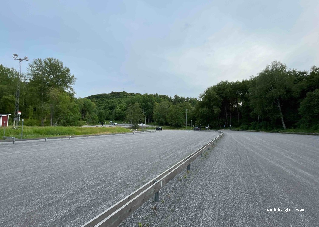 (141 32) Tullinge - 20 Häggstavägen — foto