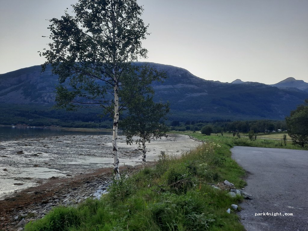 (8735) Stokkvågen - 100 Fylkesvei 17 — foto