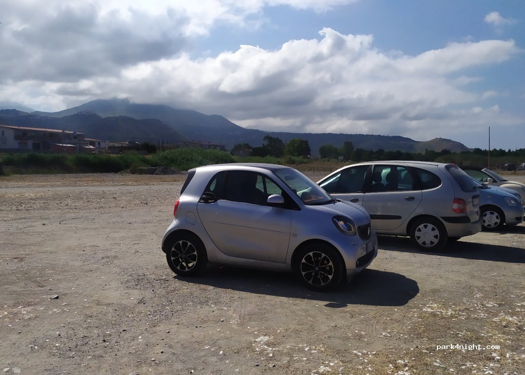 (87020) Marina di Santa Maria del Cedro - 325A Corso del Tirreno — foto
