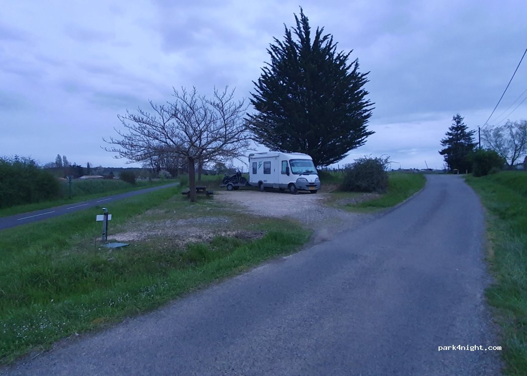 (33540) Saint-Brice - 3 Floret — foto 3