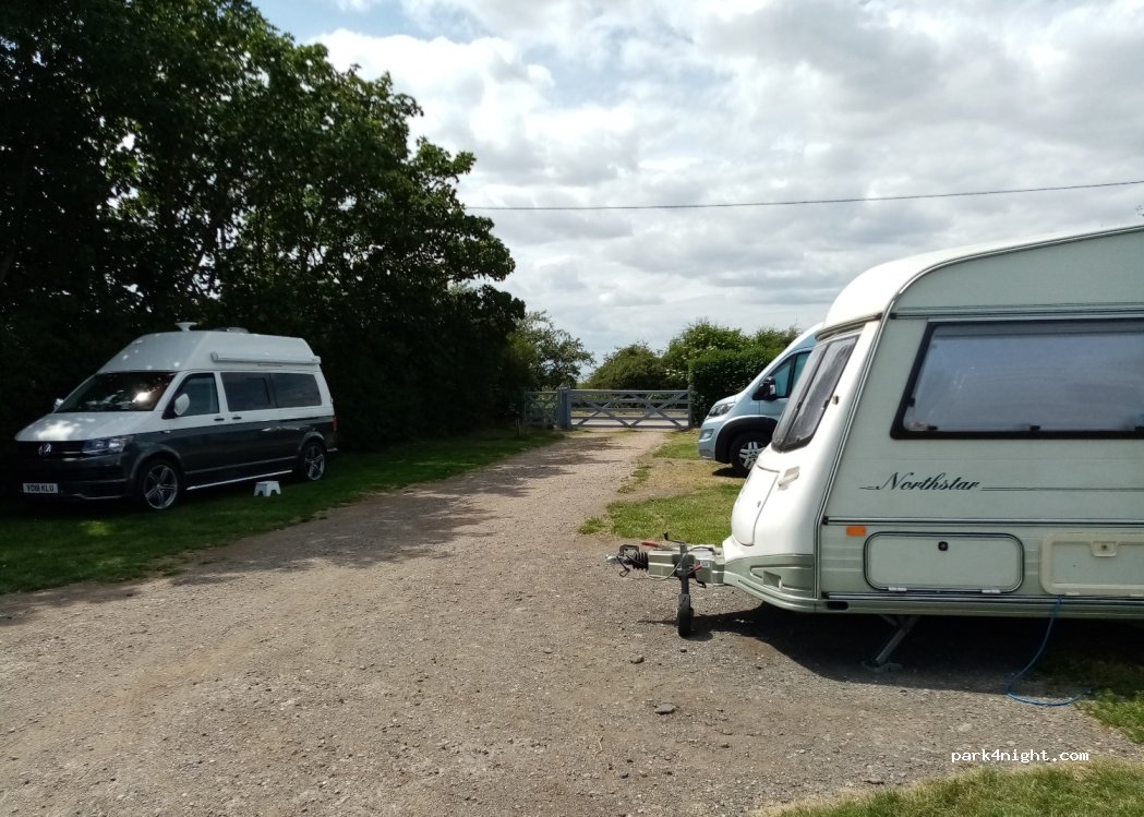 Driftwood Caravan Site — foto