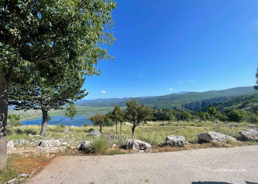 (21263) Dolića Draga - Unnamed Road — foto